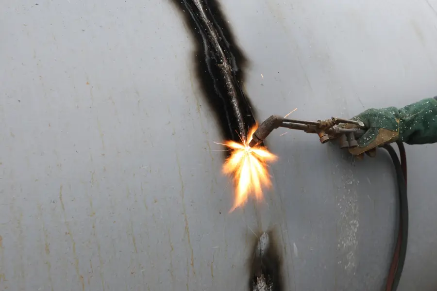 How Welding Experts Diagnose Fuel Tank Damage Turlock, CA How Welding Experts Diagnose Fuel Tank Damage Turlock, CA